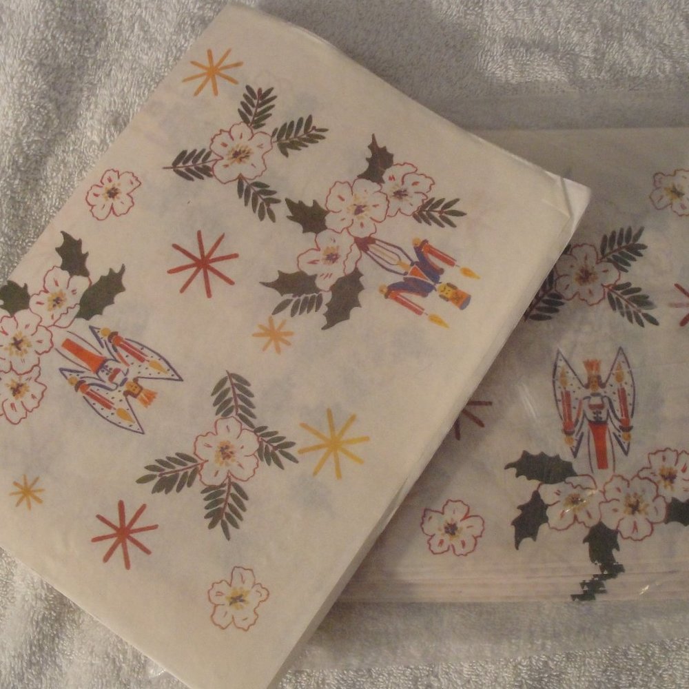 2 Packs 1940s German Christmas Gift Wrapping Paper Erzgebirge Vintage Antique